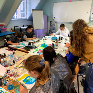 Atelier à Créhen avec les collégiens option art 